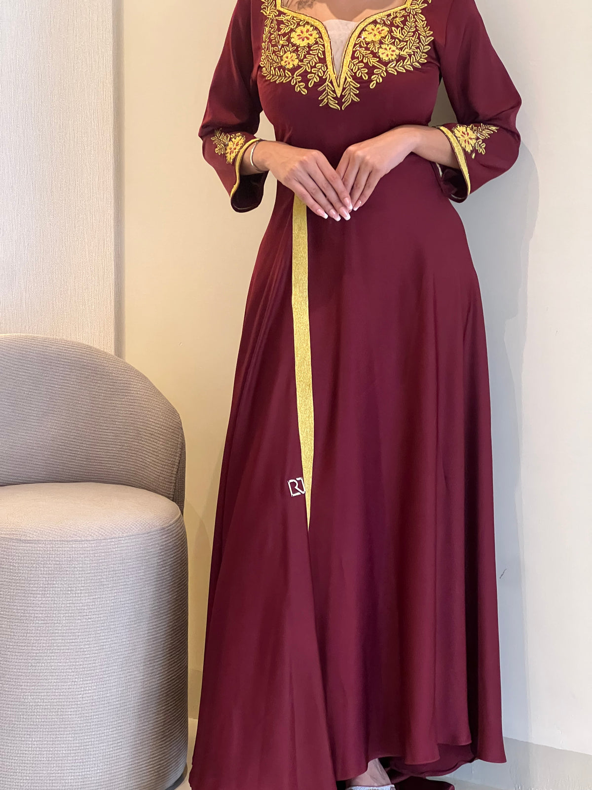 DRESS