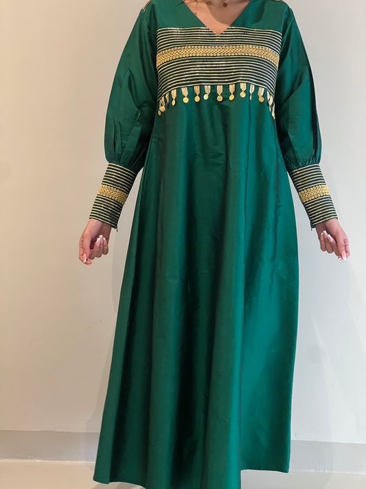 DRESS