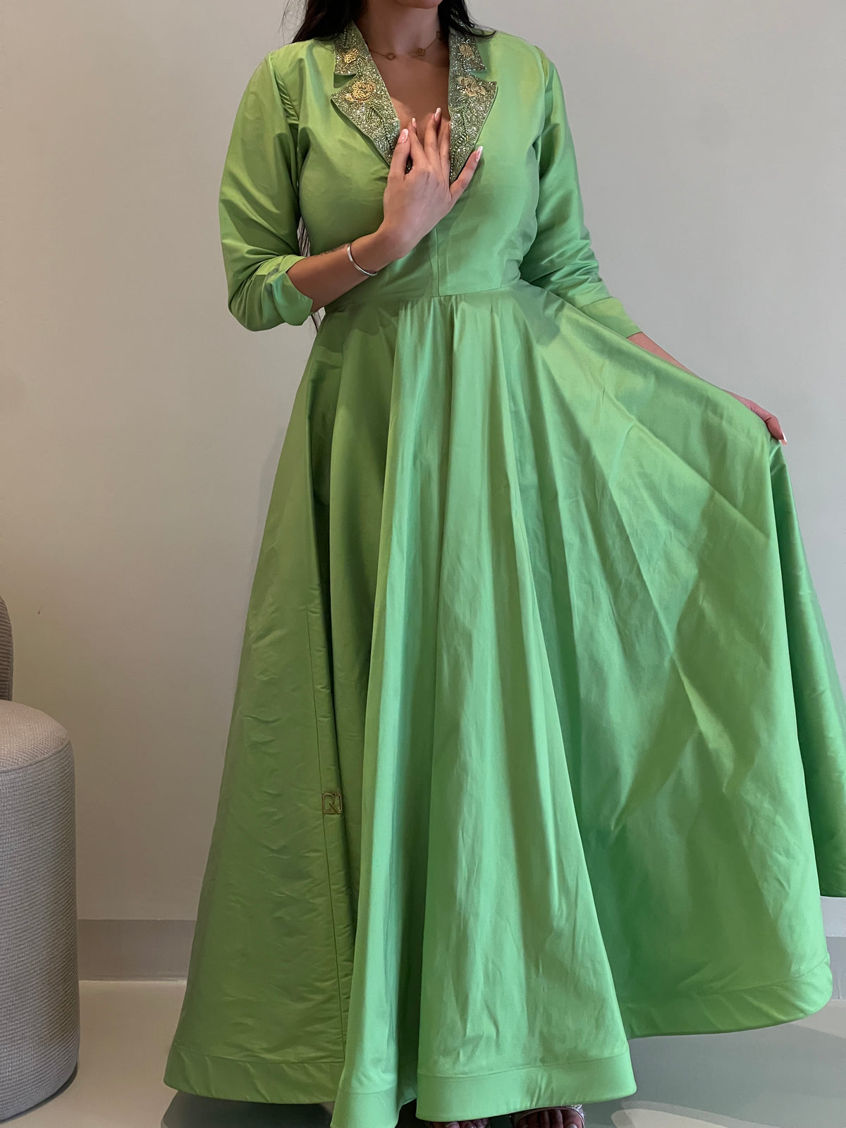 DRESS
