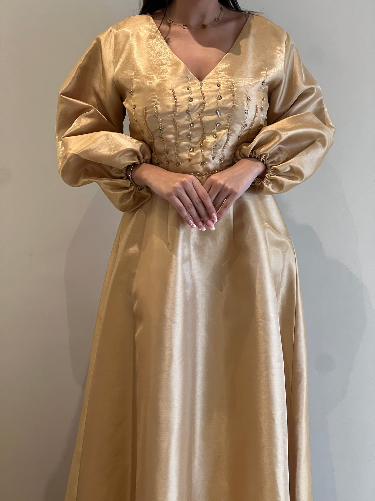 DRESS