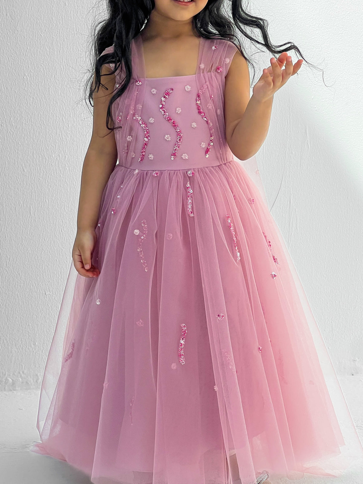 DRESS